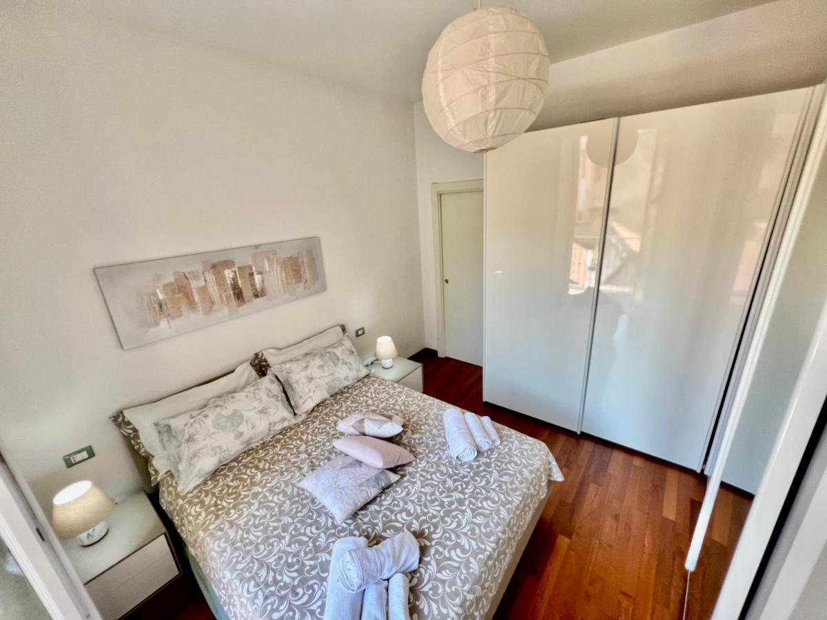 Divina Luxury Apartment With Jacuzzi Near The Lake Côme Esterno foto